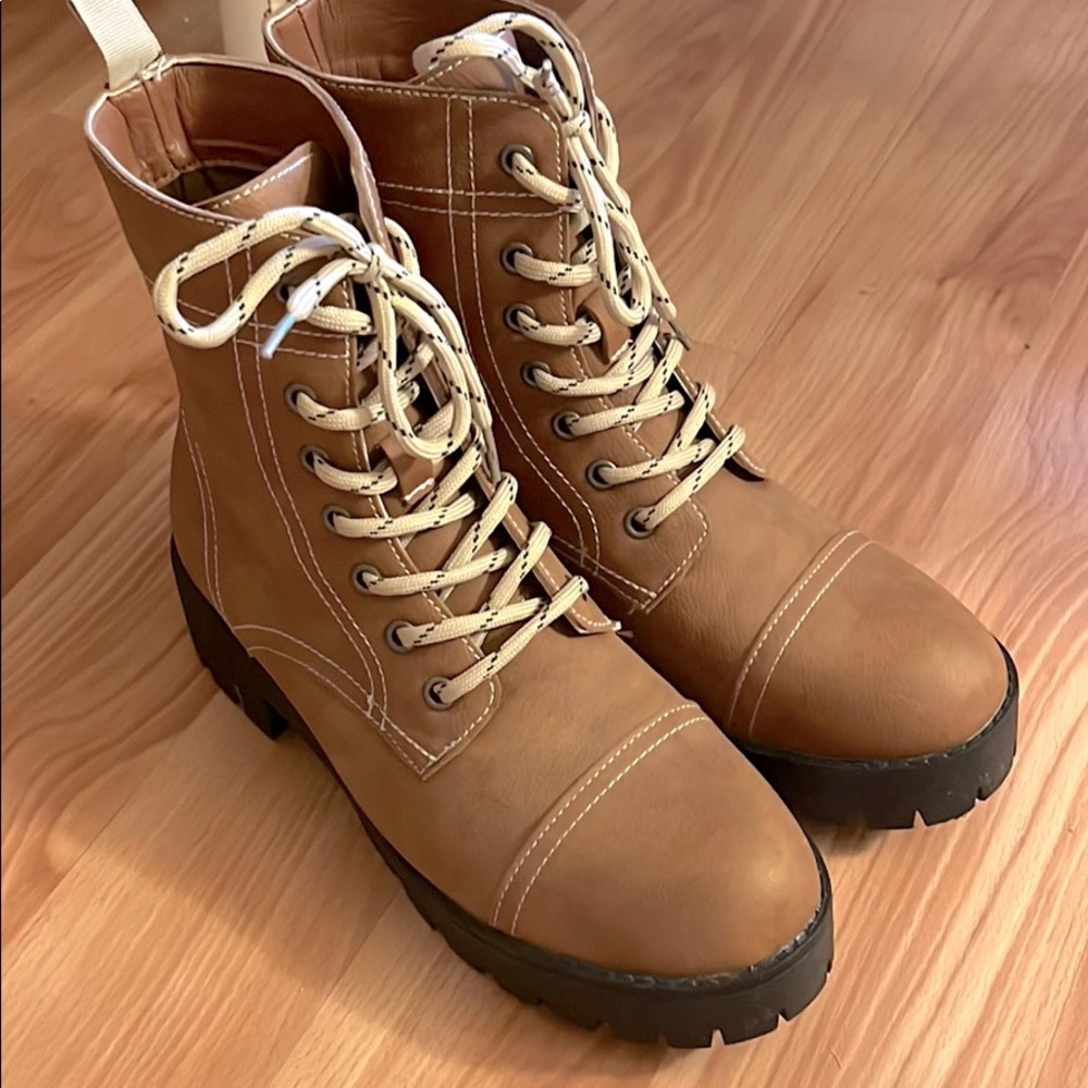 Womens Fall boots